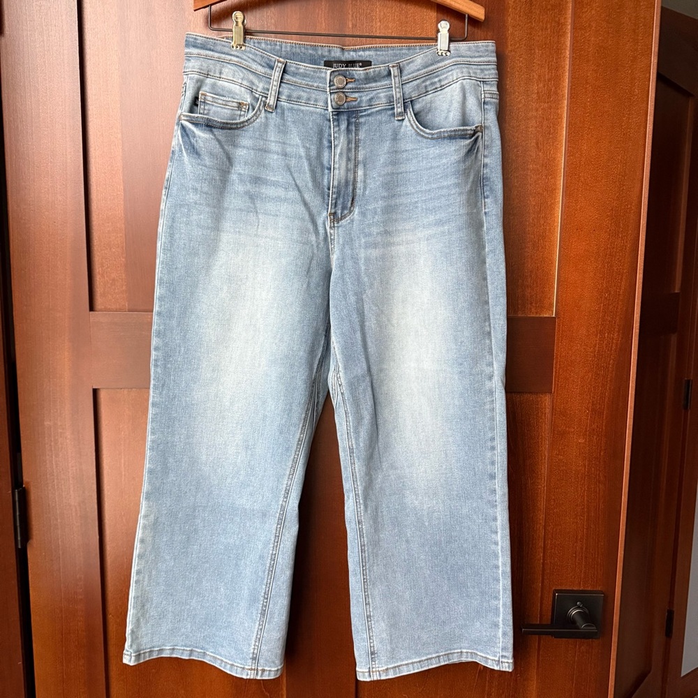 Women’s Judy Blue Double the Cool Cropped Wide Leg Jean Size 15/32